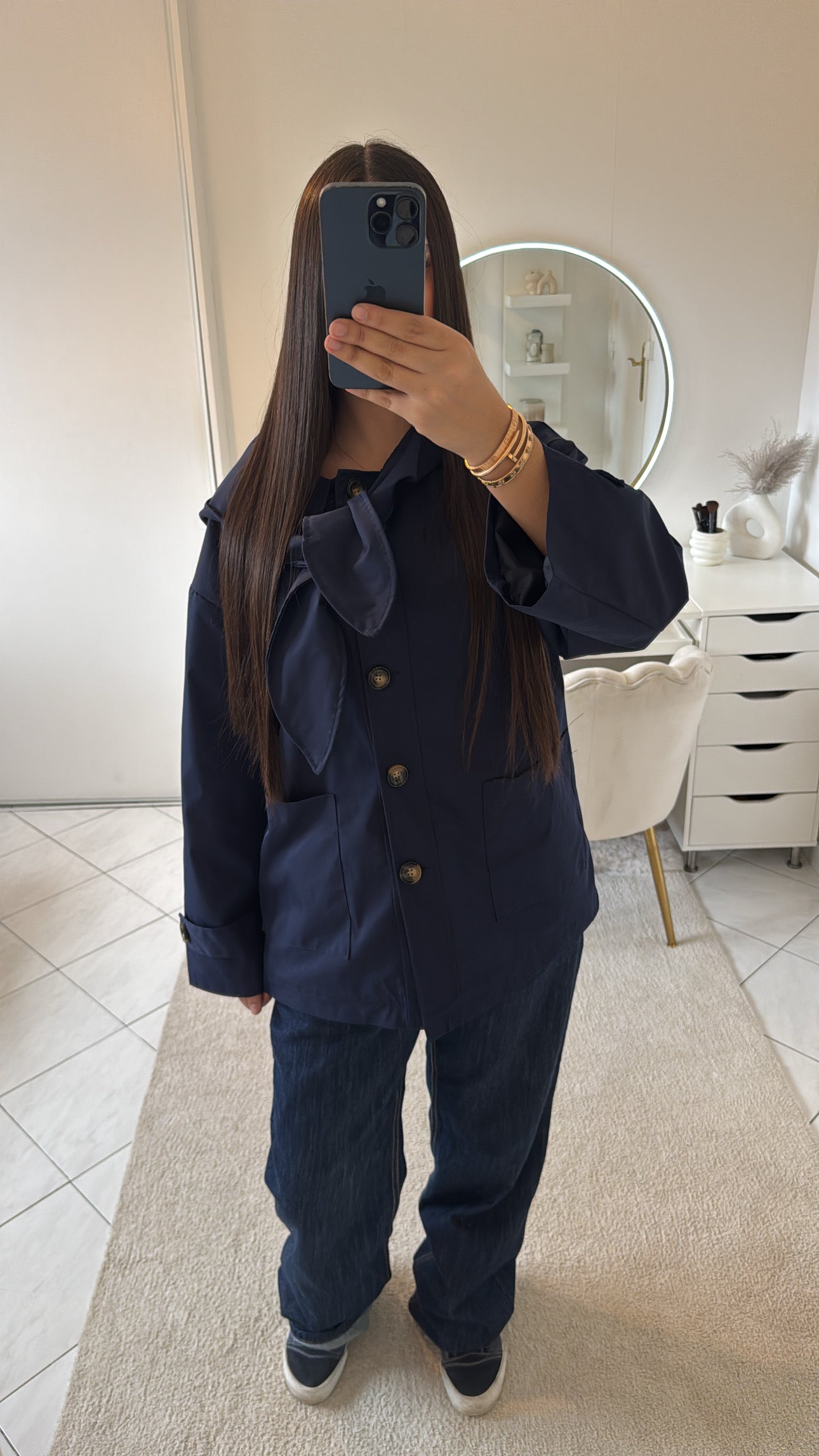 Veste à capuche bleu foncé