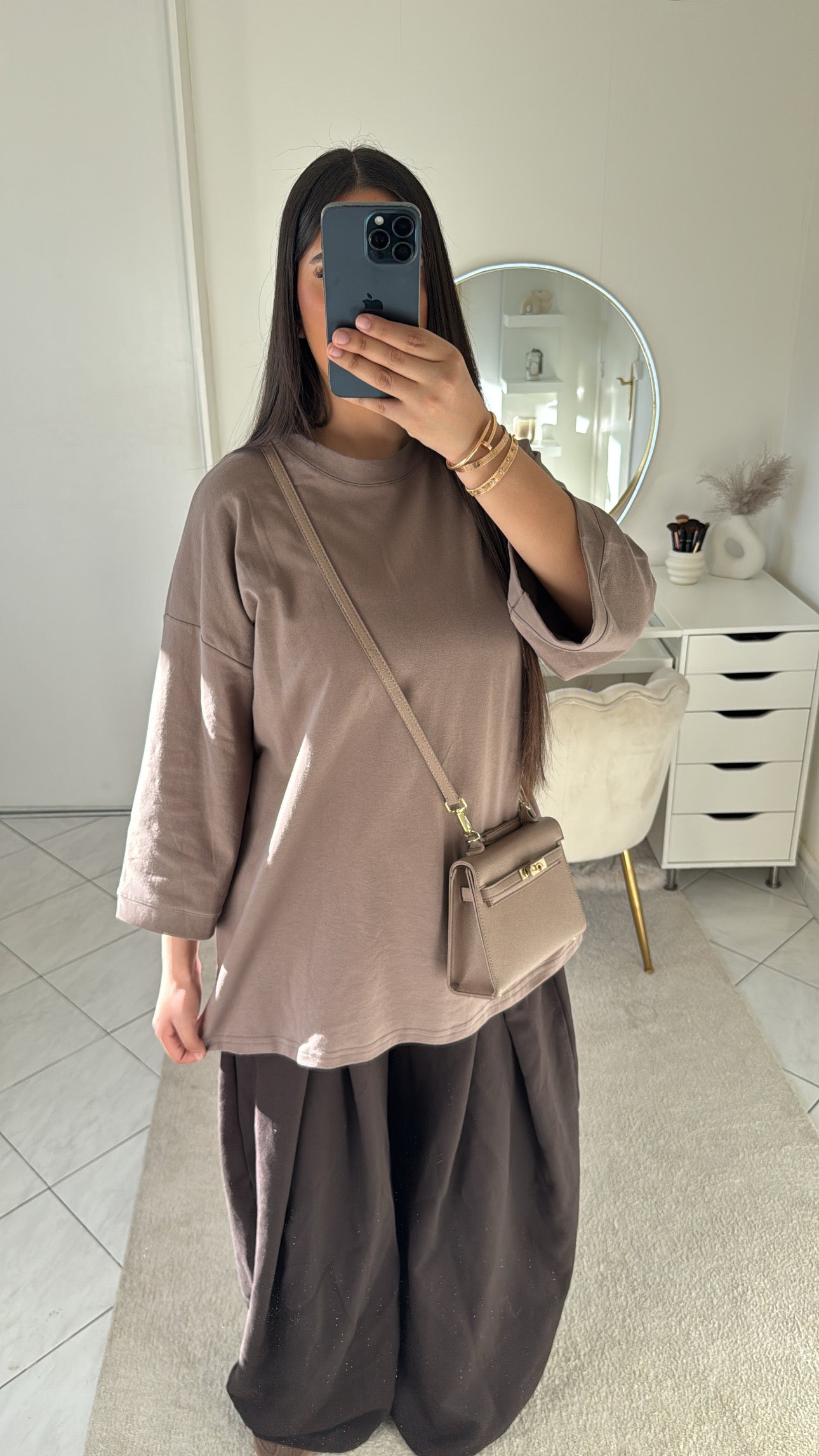 T-shirt taupe