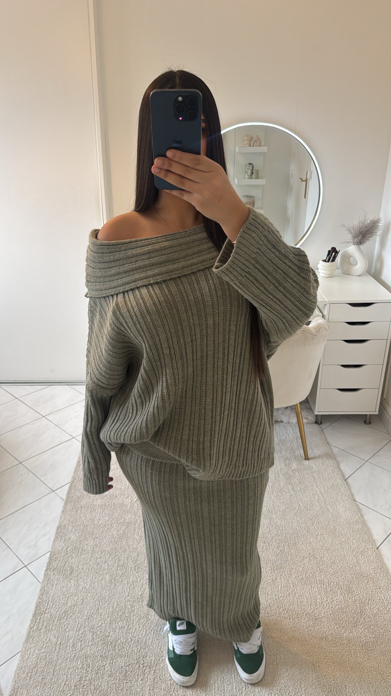 Ensemble haut et jupe vert