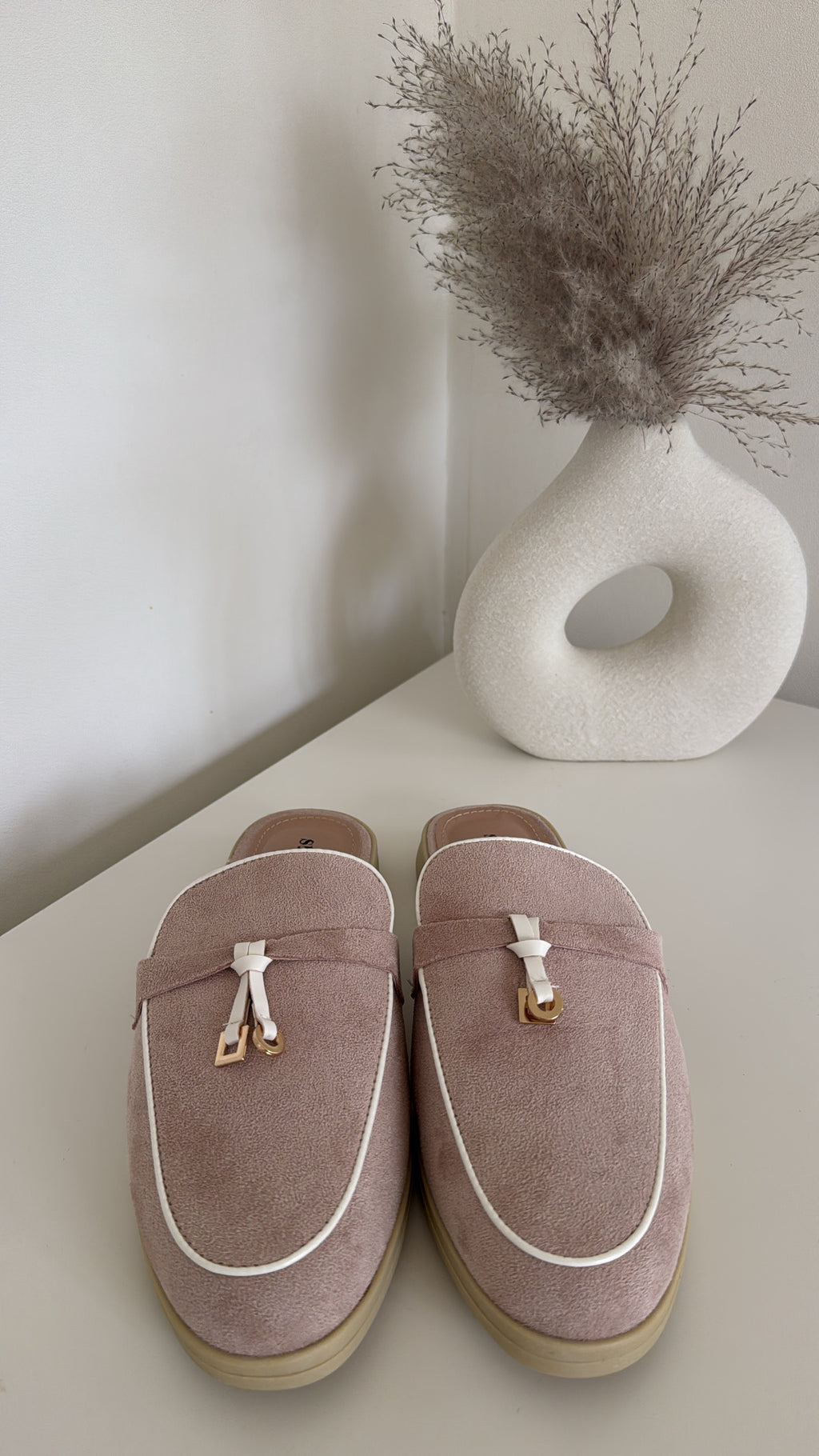 Mocassin rose