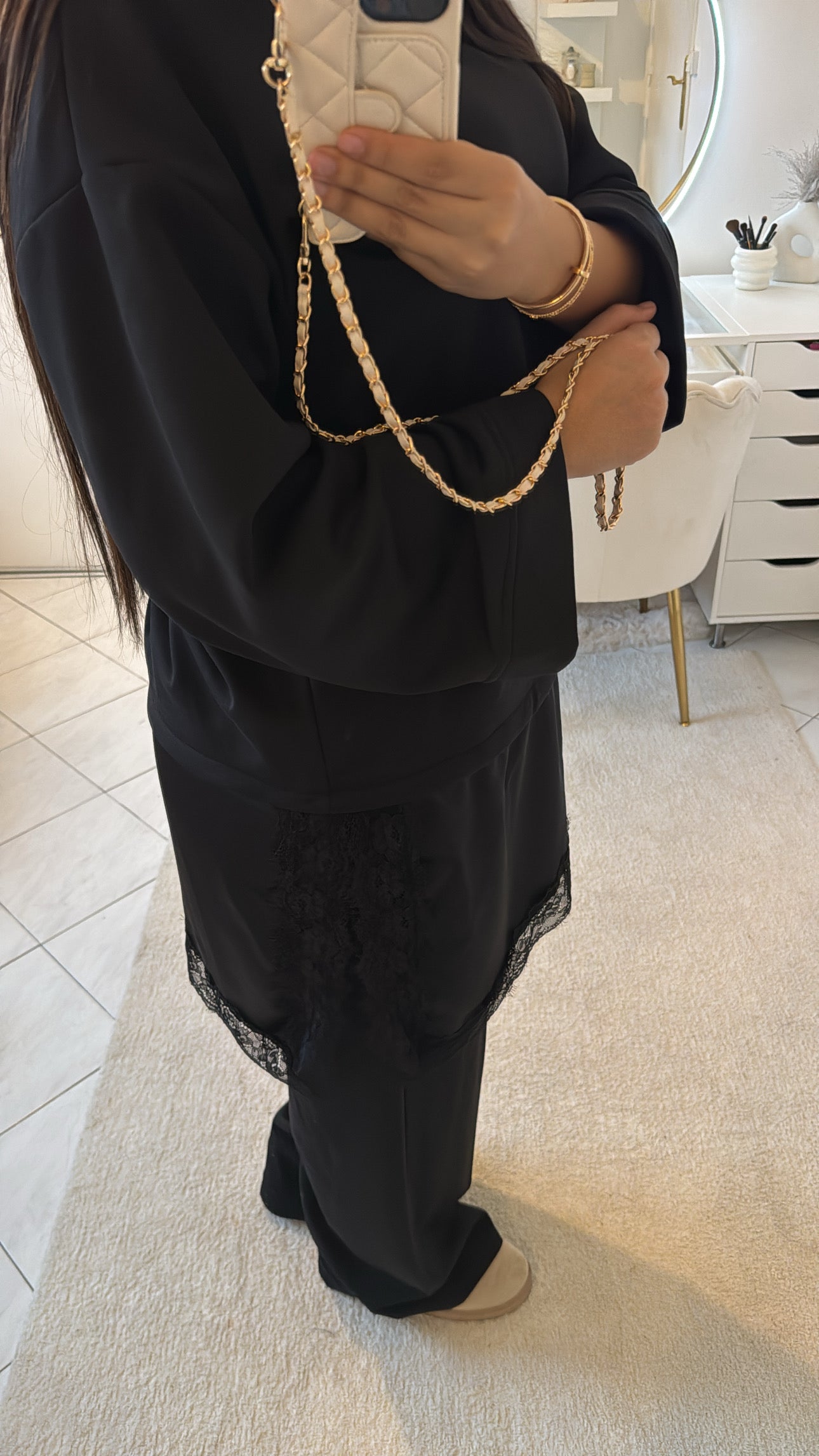 Haut à dentelle noir