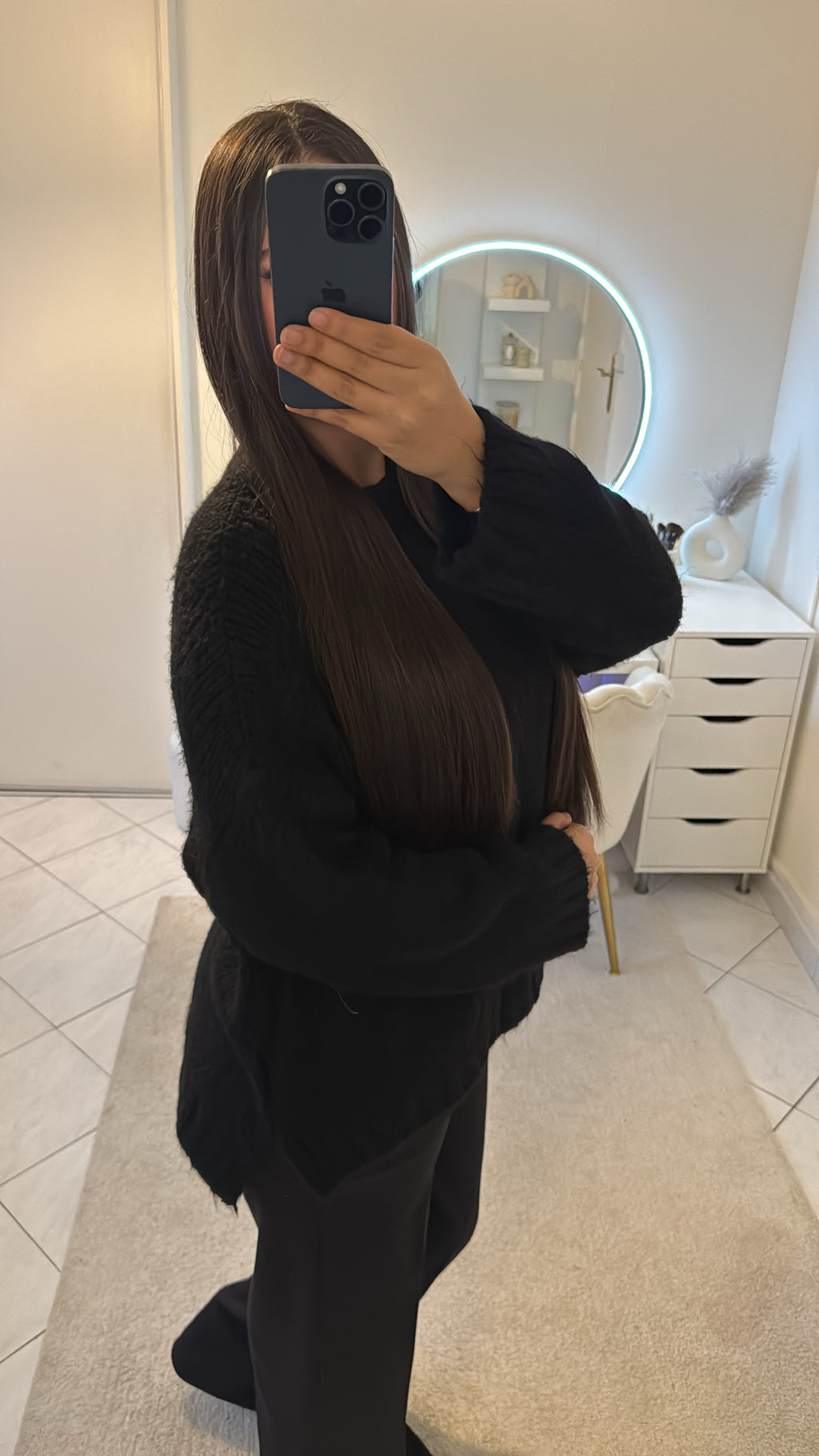 Pull noir