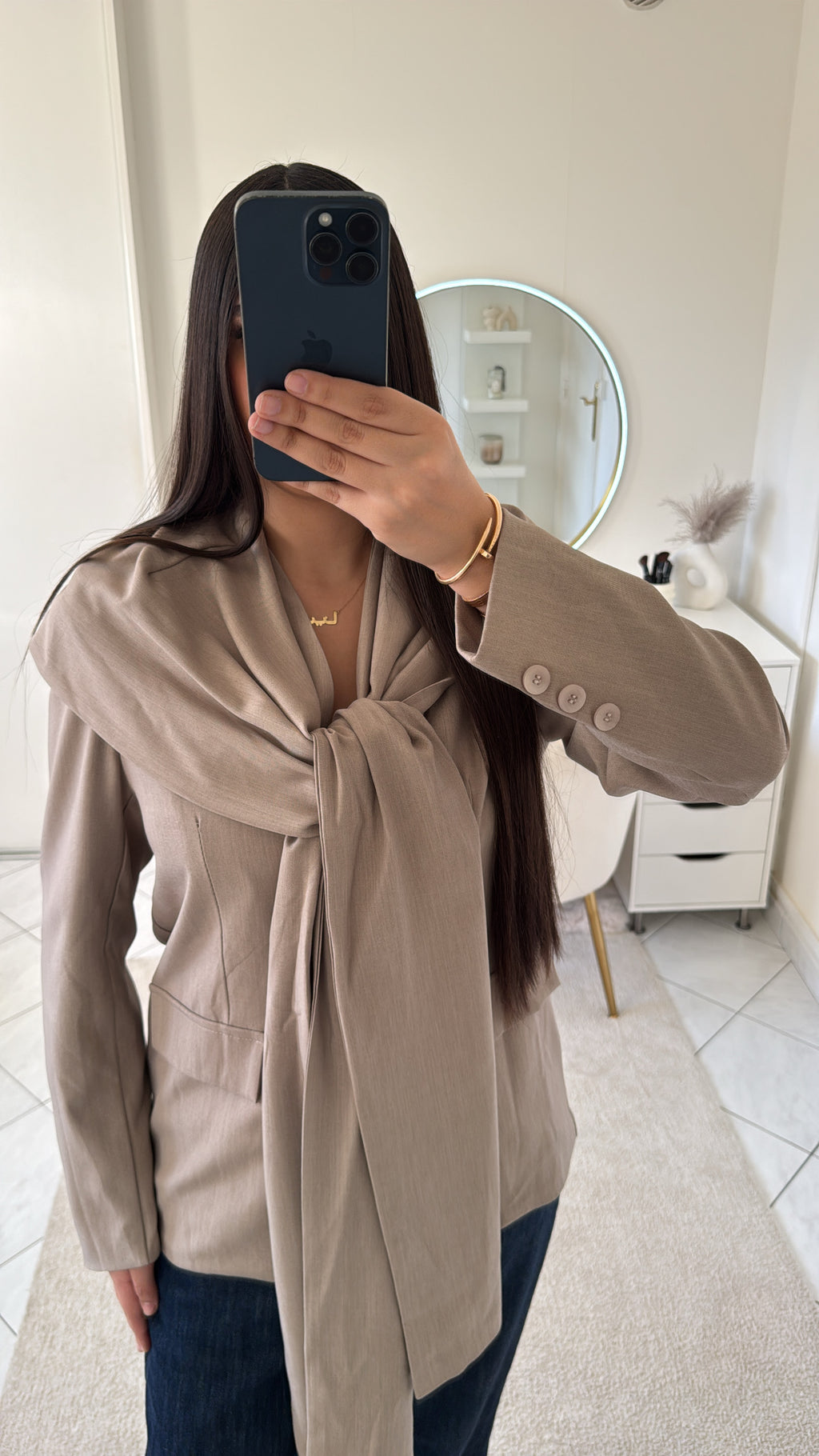 Blazer à écharpe taupe