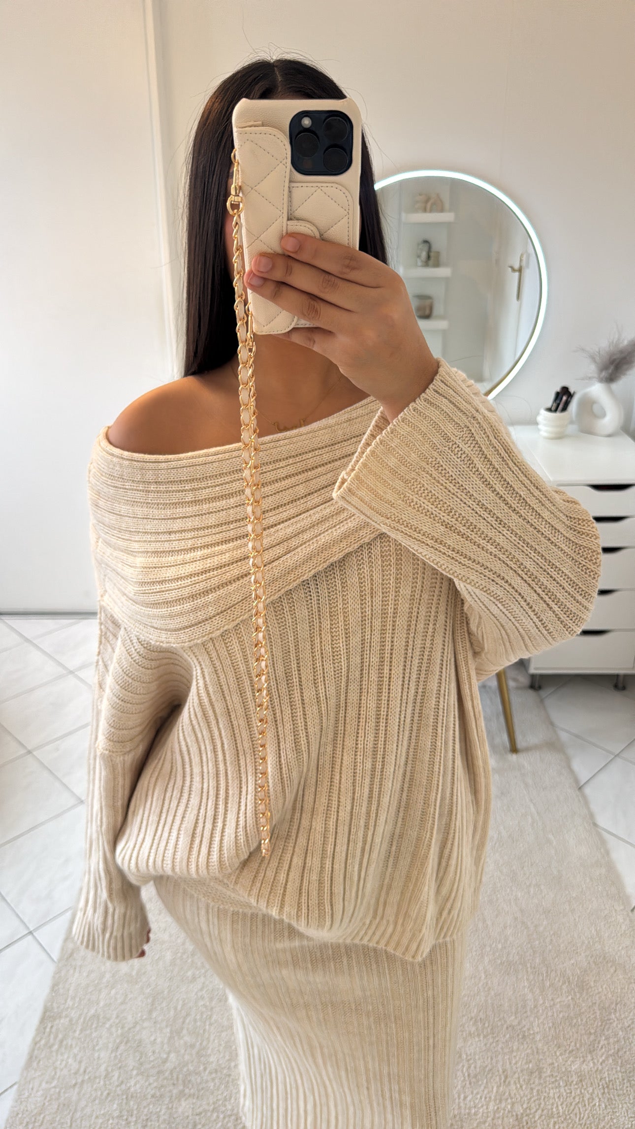 Ensemble haut et jupe beige